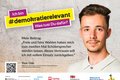 Yasir Ode, Schülersprecher des BBZ Dormagen, ist auf einem der Plakate der Kampagne #demokratierelevant zu sehen. 