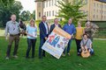 Gruppenfoto vor Schloss Dyck