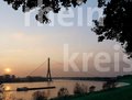 Titelseite der "Imagebroschüre: Gut leben im Rhein-Kreis Neuss"