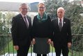 Amtsantritt in Grevenbroich (von links): Landrat Hans-Jürgen Petrauschke, die neue Ärztin Dr. Stefanie Robertz und Amtsleiter Dr. Michael Dörr.