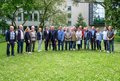 Gruppenbild der Gewinner des Wettbewerbs "Unser Dorf hat Zukunft"