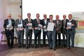 Personengruppe: Landrat Hans-Jürgen Petrauschke (vierter von rechts) vertrat den Rhein-Kreis Neuss beim Symposium der Radregion Rheinland in der Abtei Brauweiler.