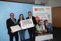 V.r.: Landrat Hans-Jürgen Petrauschke, wfg-Geschäftsführer Robert Abts und Projektleiterin Katharina Beckmann freuen sich über die Förderung aus dem Europäischen Fonds.