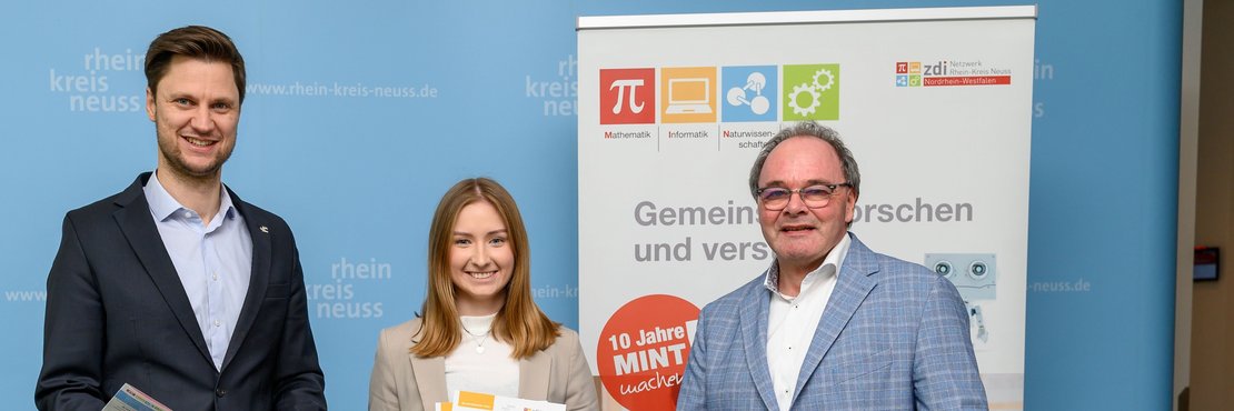 Gruppenfoto Martin Stiller, Jessica Schillings und Robert Abts