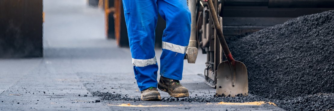 Arbeiter beim Straßenbau