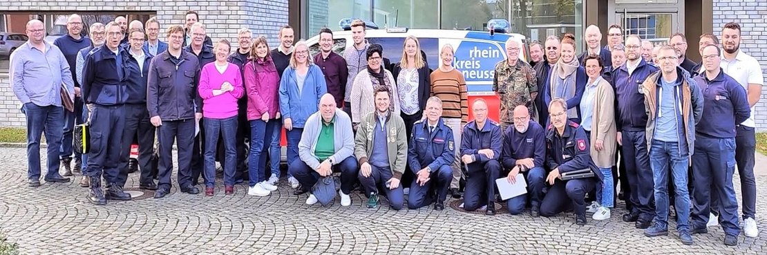 Gruppenfoto der Teilnehmenden