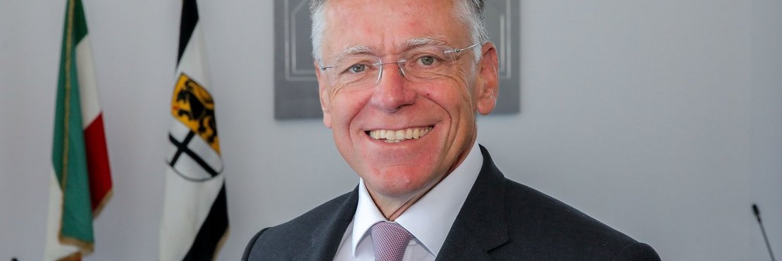 dekorativ