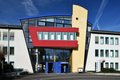 Frontansicht vom Kreishaus in Grevenbroich