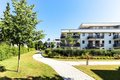 Modernes Mehrfamilienhaus im Grünen