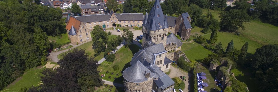 Luftaufnahme von Hülchrath in Grevenbroich.